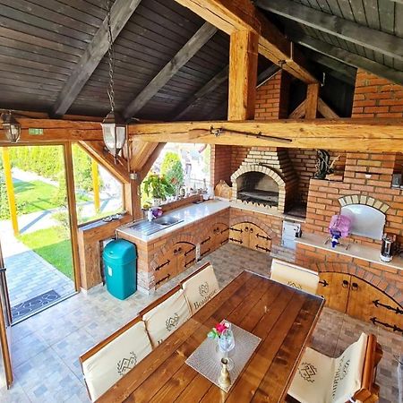 Boutique Vila Cristian  Bagian luar foto