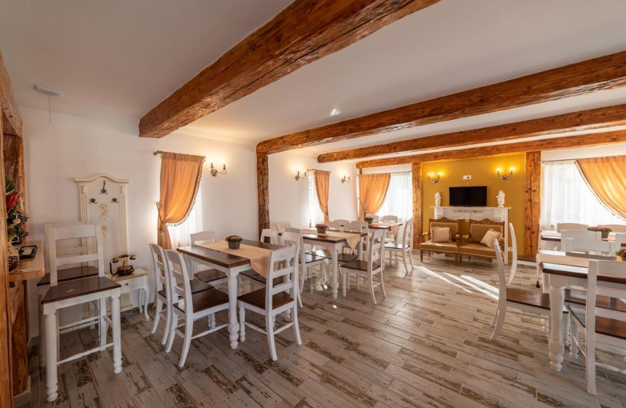 Boutique Vila Cristian  Bagian luar foto