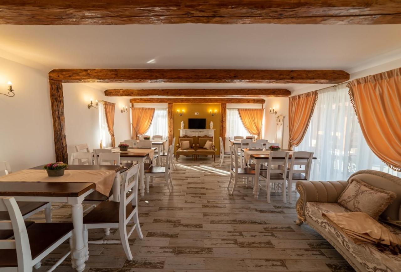 Boutique Vila Cristian  Bagian luar foto