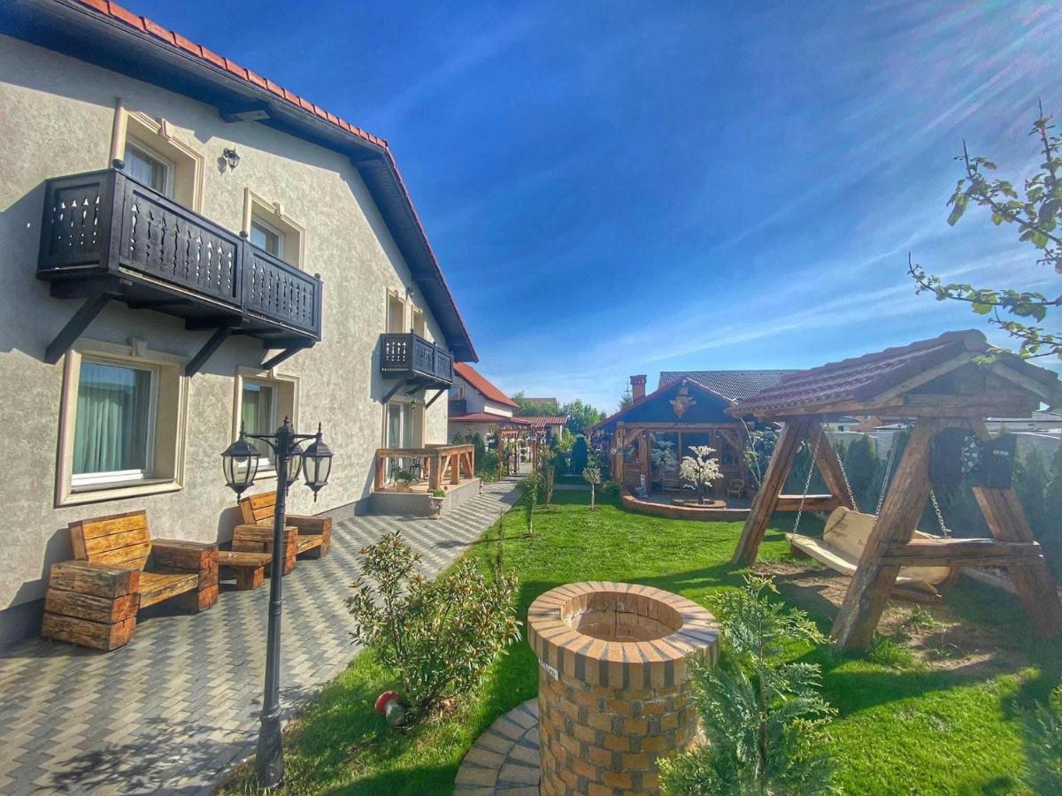 Boutique Vila Cristian  Bagian luar foto